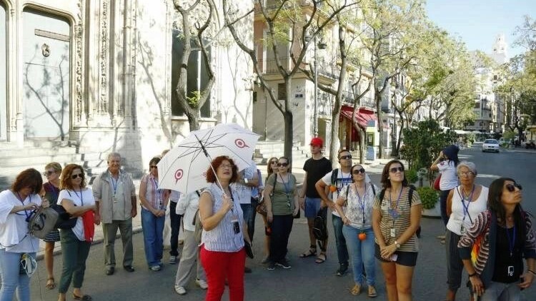 subvenciones para guías turísticos