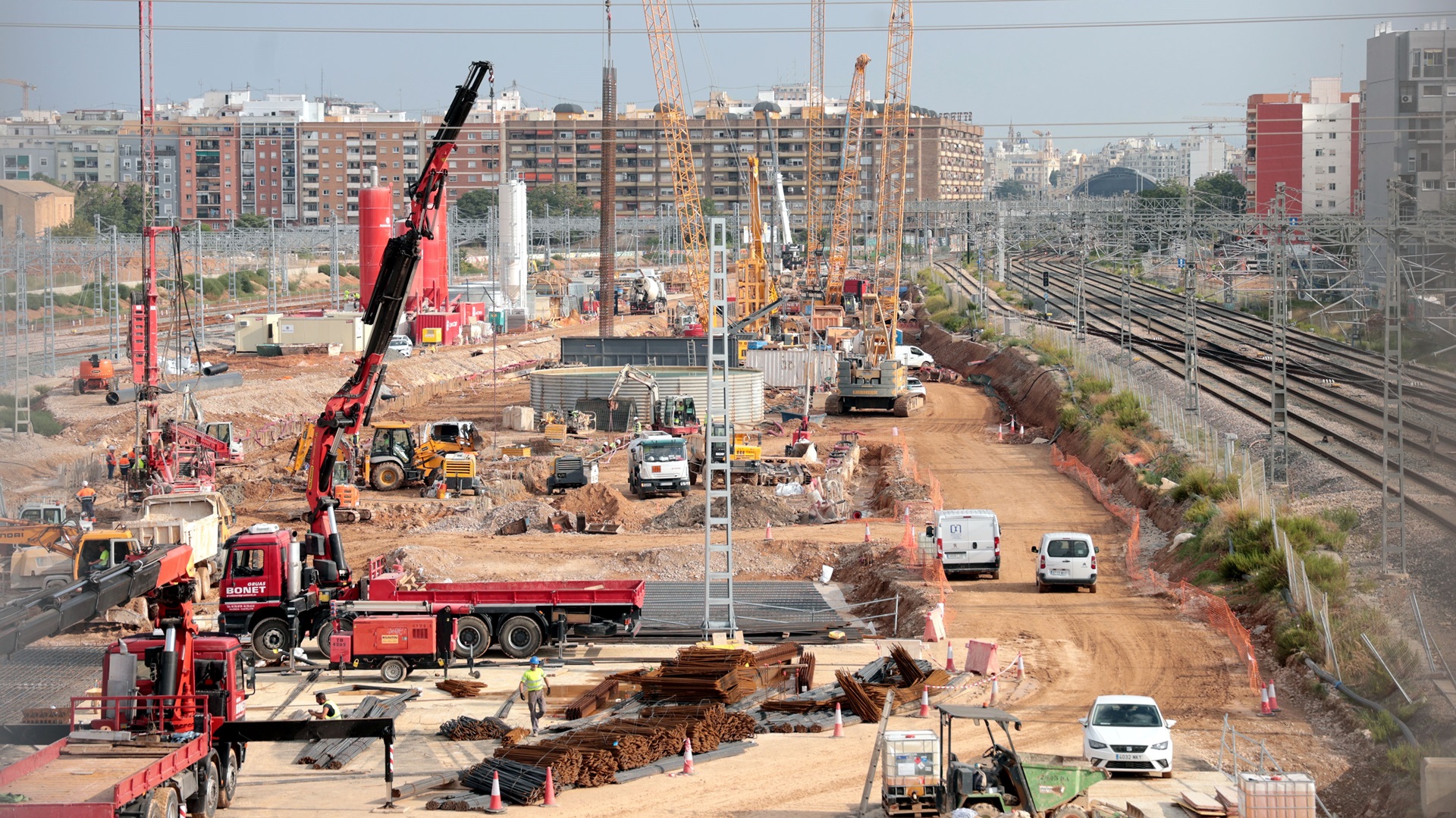 El canal de acceso ferroviario de València