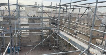 Las obras de restauración en la torre de la Lonja de València