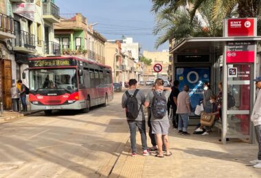 Catalá anuncia la creación de un abono gratuito de la EMT