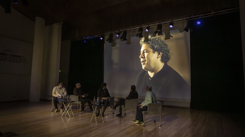 Dudamel dirige a la Orquesta de Valencia y de la Comunitat Valenciana con una Segunda de Mahler solidaria