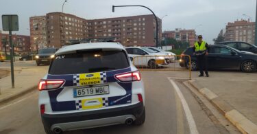 Valencia cede nueve vehículos de la Policía Local