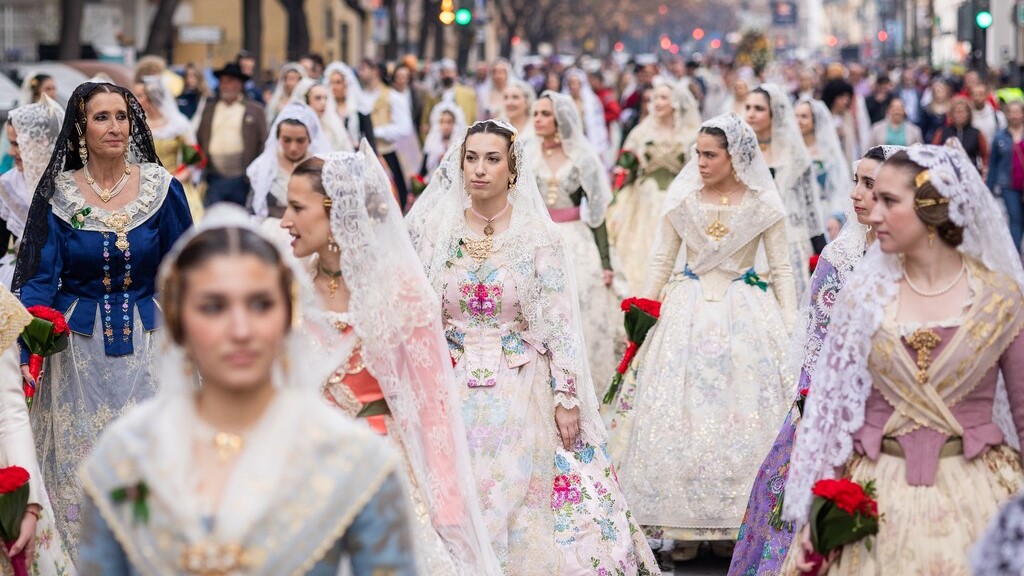 alcaldesa de Valencia propone que las fallas de municipios afectados por la dana participen en la Ofrenda