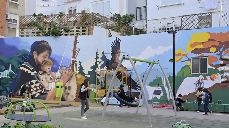 plaza de Sor Guillermina reivindica la importancia de la infancia y la naturaleza en un mural de 240 metros cuadrados