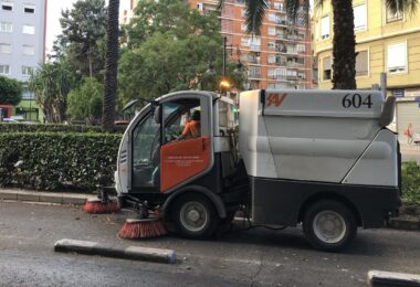 El Ple aprova impulsar la neteja i la recollida de residus en la ciutat