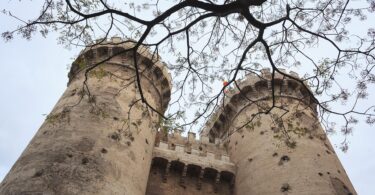 concurso para crear la imagen gráfica de lugares y personajes históricos de Ciutat Vella